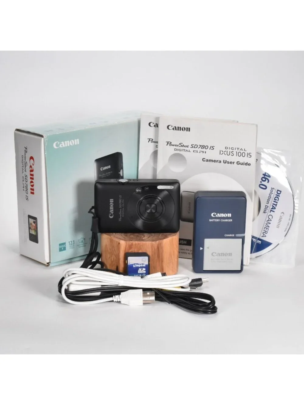 Canon PowerShot SD870IS Elph Digital Camera 8MP 3.8x Opt Zoom Video 16GB SD MINT